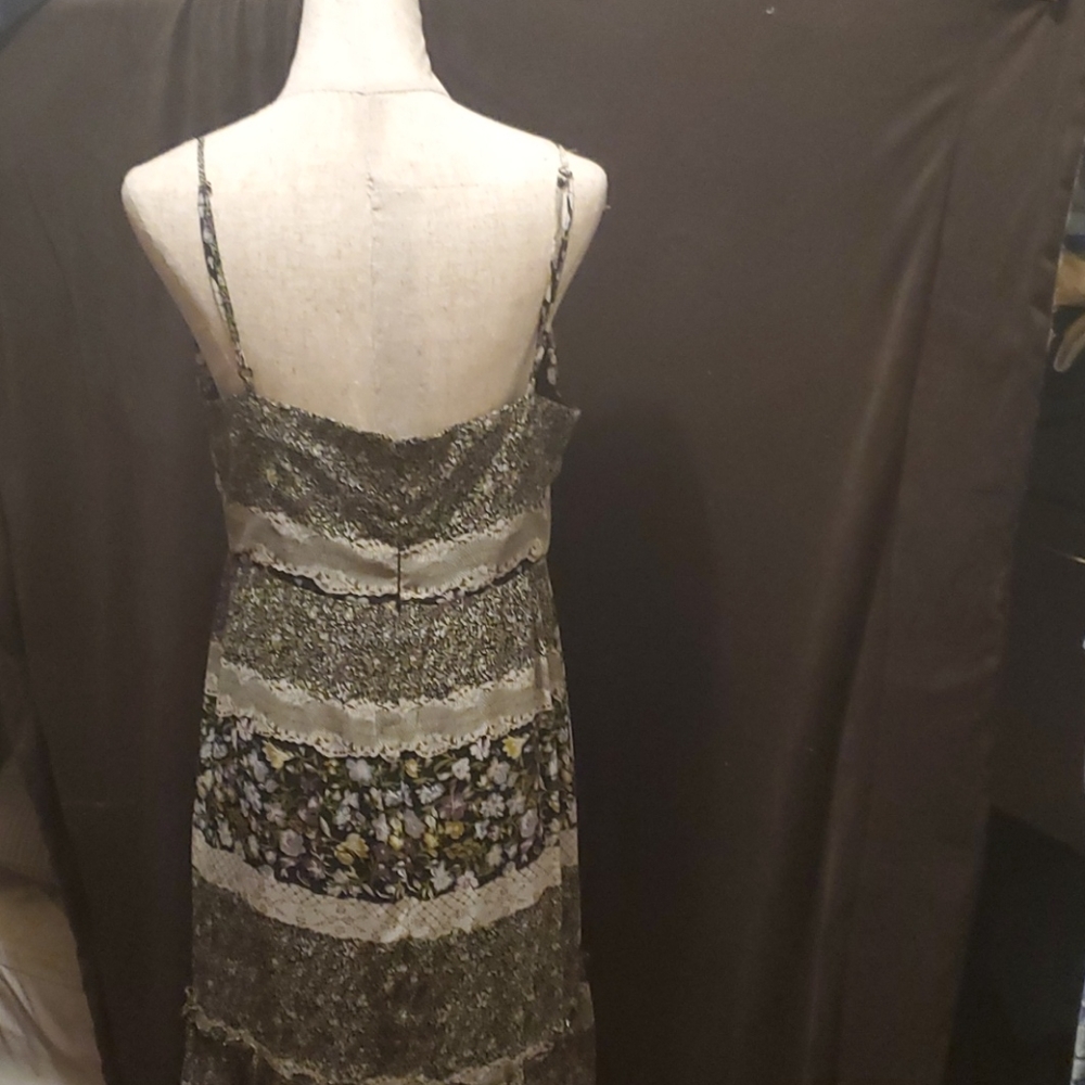 Dress - Picture 3 of 5